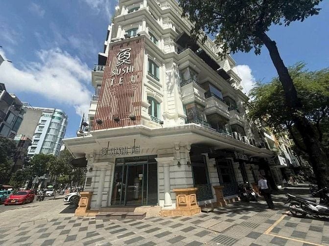 Cho thuê nhà GÓC 2MT: 200A Lý Tự Trọng, Bến Thành, Quận 1. gIÁ 16.000$