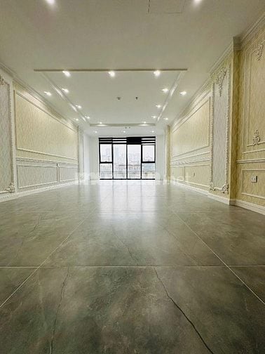 65m2 Mặt phố Hồ Tùng Mậu, 8 tầng thông sàn, kinh doanh, ngang 4.9m 