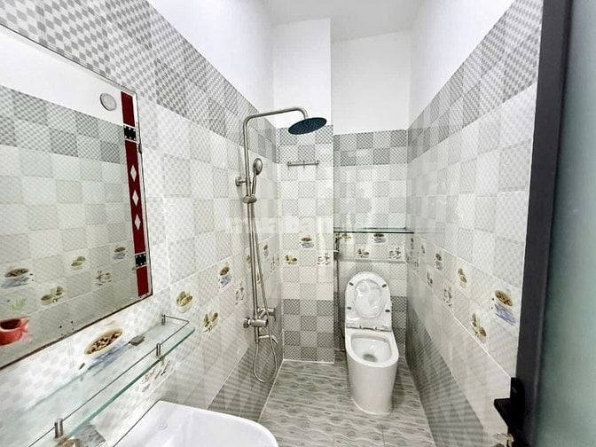 bán nhà phường Hiệp Thành quận 12 4x15 4 tấm hẻm xe hơi 6.45 tỷ 