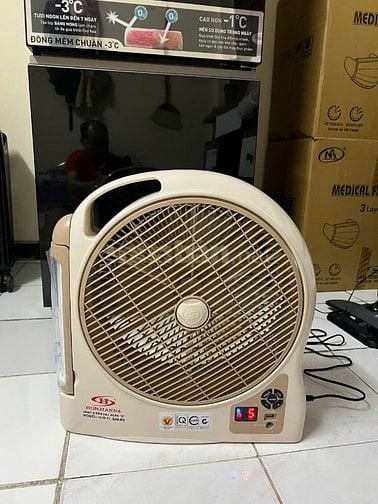 Bán quạt sạc điện HONJIANDA 2 pin gần như mới