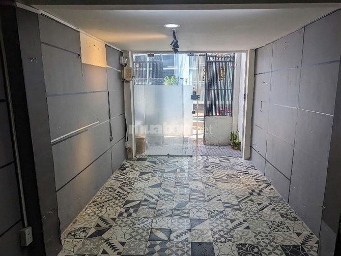Nhà 2 Mặt Hẻm Tr Hưng Đạo,3Tầng,3PN,Thông ra Bùi Viện Nhộn Nhịp 