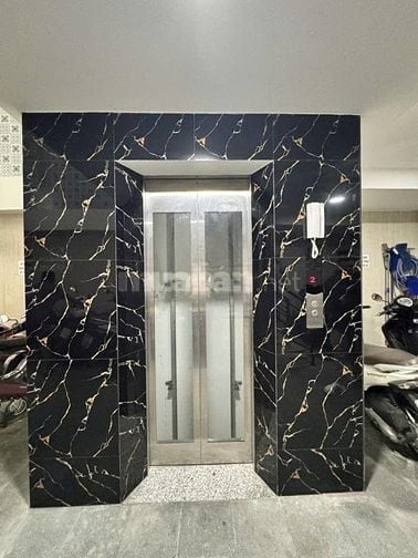 Nhà đường Vạn Kiếp phường 3 Quận Bình Thạnh. Gía 23 tỷ và 35 tỷ