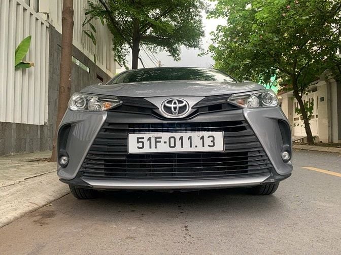 Gia đình bán xe Toyota Vios đời 2022 bản E-CVT số tự động