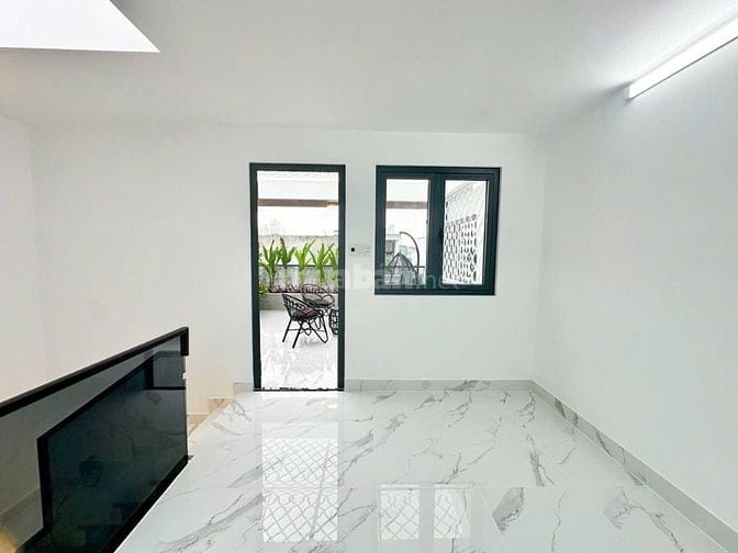 HOT.  BÁN NHÀ PHỐ MỚI XÂY 5x14 - 4 TẦNG - GARA OTO - 9T2 -GIÁP Q7 1KM