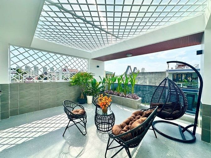 HOT.  BÁN NHÀ PHỐ MỚI XÂY 5x14 - 4 TẦNG - GARA OTO - 9T2 -GIÁP Q7 1KM