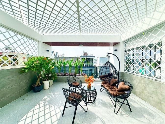 HOT.  BÁN NHÀ PHỐ MỚI XÂY 5x14 - 4 TẦNG - GARA OTO - 9T2 -GIÁP Q7 1KM