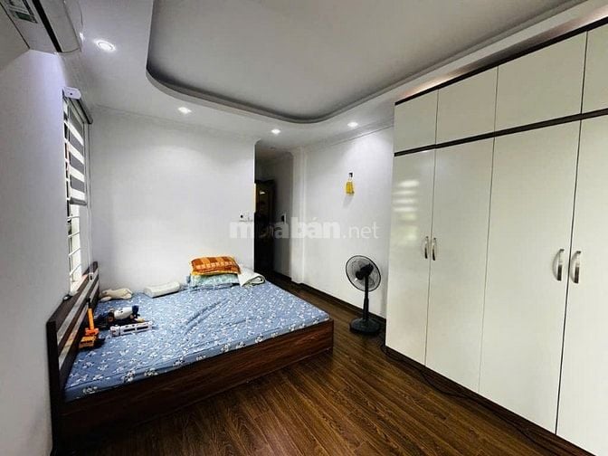 Lô Góc Cực đẹp, Ngõ Trước Nhà Rộng Thoáng - Cách ô Tô Vài Bước Chân - 
