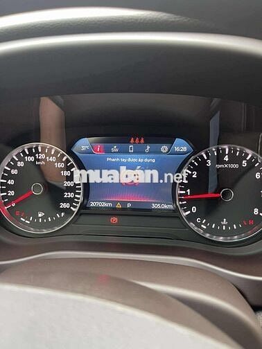 VinFast Lux A2.0 2019 Plus 2.0 AT - 20000 km
