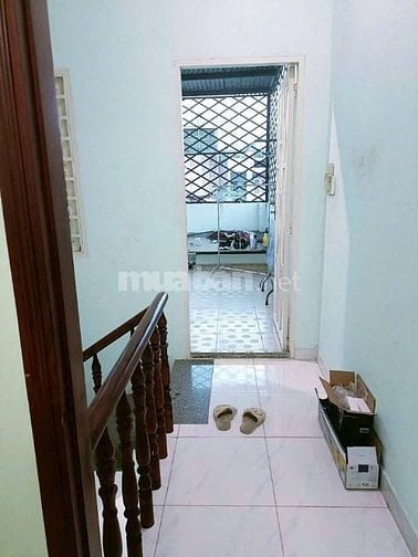ĐỊNH CƯ MỸ BÁN NHANH NHÀ 2 LẦU XÓM ĐẤT Q.11 CHỈ 2TY350/38M2/SHR.