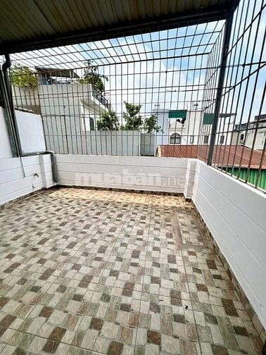 THƯỢNG THANH - DÂN XÂY ĐẸP - NỞ HẬU - DT 48M² - 4 PN RỘNG - HƠN 7 TỶ
