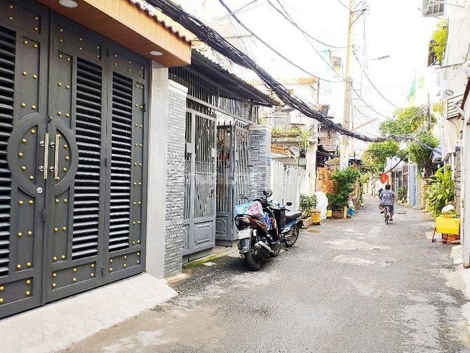 Bán nhà hẻm xe hơi thông trung tâm Quận Bình Thạnh