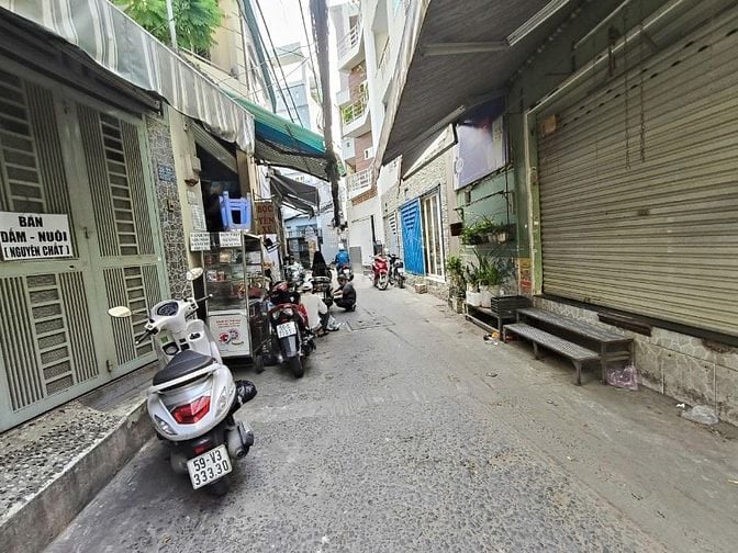 Bán nhà hẻm xe hơi đường Phan Tây Hồ, Phường 7, Phú Nhuận
