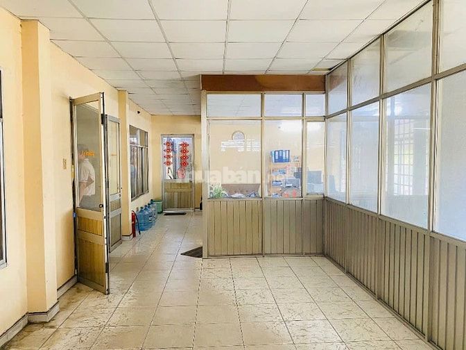 Cho thuê xưởng may 2300m2 Nguyễn Văn Quá, ĐHT Quận 12, 186 triệu