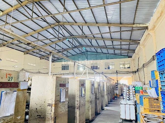 Cho thuê xưởng may 2300m2 Nguyễn Văn Quá, ĐHT Quận 12, 186 triệu