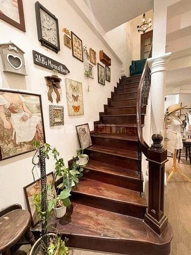 Cho thuê villa nhỏ đường Trần Hữu Trang, Phường 10, Quận Phú Nhuận