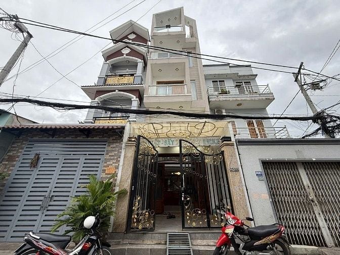 💧Nhà Hẻm oto tỉnh lộ 10 diện tích 4x18