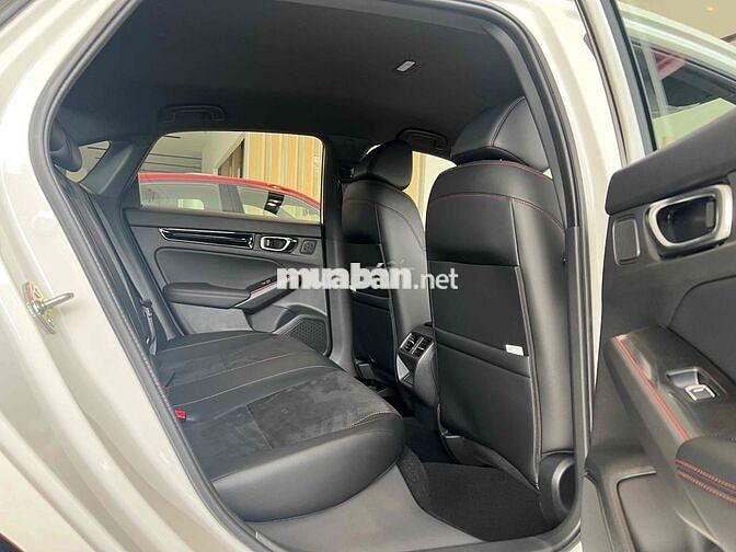 Honda Civic 2024 e:HEV RS, Xã hàng 60 Triệu, pkien