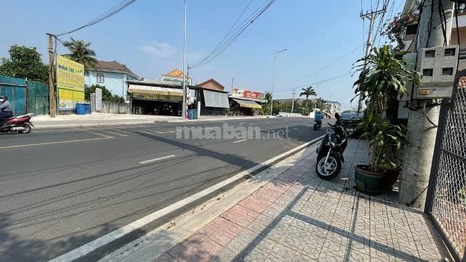 Bán đất mặt tiền đường Nguyễn Chí Thanh, 546,6 m2, Bình Dương