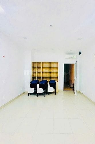 CHO THUÊ NHÀ MẶT TIỀN KINH DOANH ĐƯỜNG BÀU CÁT ĐÔI