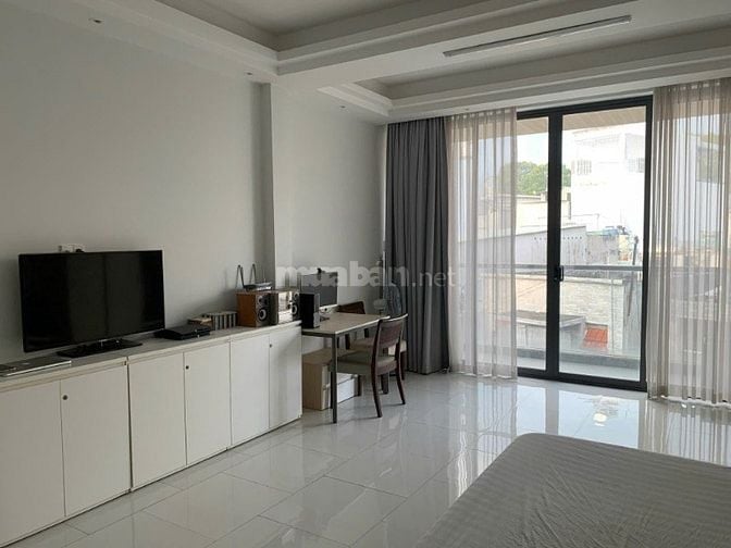 Nhà XINH ngay Ủy Ban, 4.2 x 13m, Trệt + 2 Lầu ST, Giá bán 9.5 tỷ TL