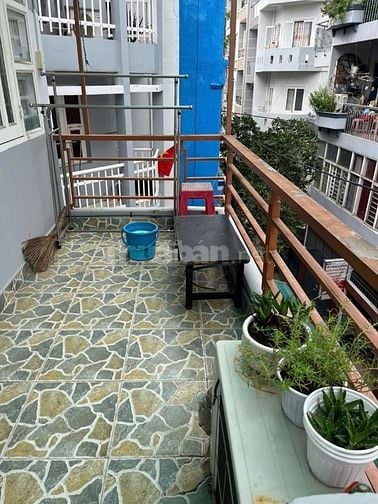 Cho thuê nhà hẻm xe tải lớn 66/... Hùng Vương, Phường 1, Quận  10