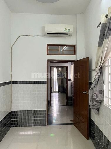 Cho thuê nhà hẻm xe tải lớn 66/... Hùng Vương, Phường 1, Quận  10