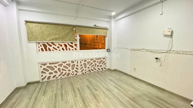 Nhà cho thuê nguyên căn Bùi Đình Tuý Bình Thạnh hẻm xe hơi