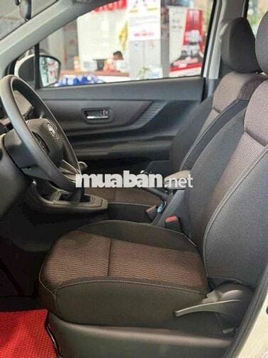 TOYOTA AVANZA -100% THUẾ TRƯỚC BẠ-BẢO HIỂM