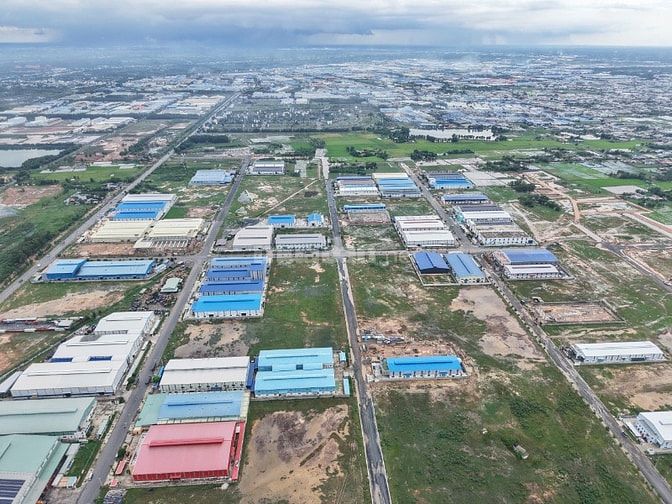Bán đất nhà xưởng KCN Đức Hòa Long An tiếp nhận dệt nhuộm, xi mạ 