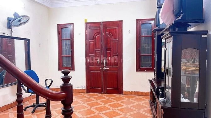  Bán Nhà siêu phẩm ngõ  Khuất Duy Tiến, 50m2, ô tô qua nhà ; an sinh đ