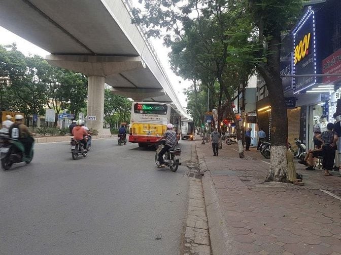 BÁN ĐẤT CẦU GIẤY XÂY TOÀ VĂN PHÒNG - KHÁCH SẠN, 350M2, MT 11M, 160 TỶ	