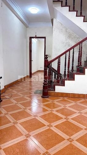  Bán Nhà siêu phẩm ngõ  Khuất Duy Tiến, 50m2, ô tô qua nhà ; an sinh đ