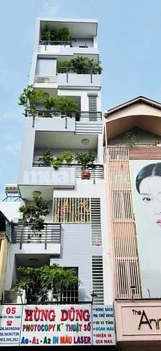 Chính chủ bán nhà mặt tiền Nguyễn Thiện Thuật, Phường 2, Quận 3