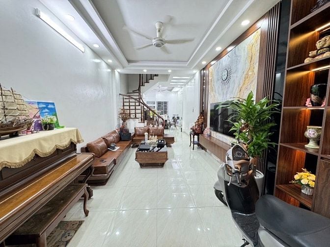Bán nhà phân lô Kim Đồng 51m 4 tầng kinh doanh ô tô qua nhà 