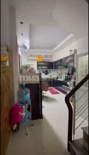 NHÀ 136/7 ĐẶNG VĂN NGỮ, CHO THUÊ