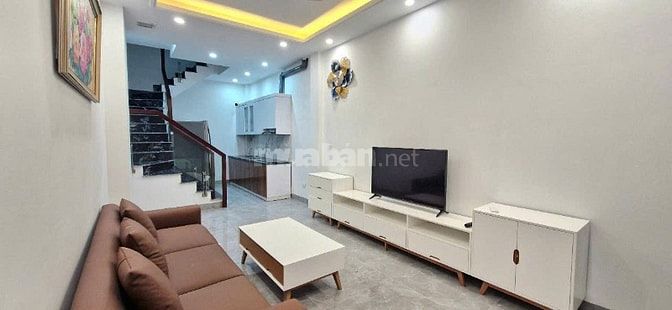Cho thuê nhà mới tinh Hồ Tùng Mậu: 40m2, 5 tầng, full nội thất, 13tr