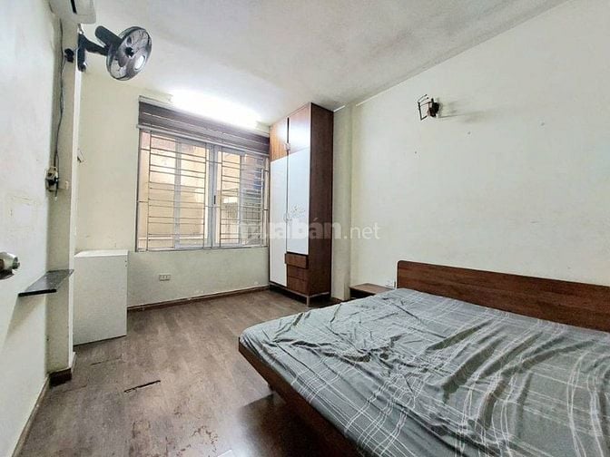 Bán Nhà-Lô Góc-Mặt Ngõ Thông-Phố Nguyễn Cao-DT 21/26m² x 5Tầng-Hơn 5Tỷ