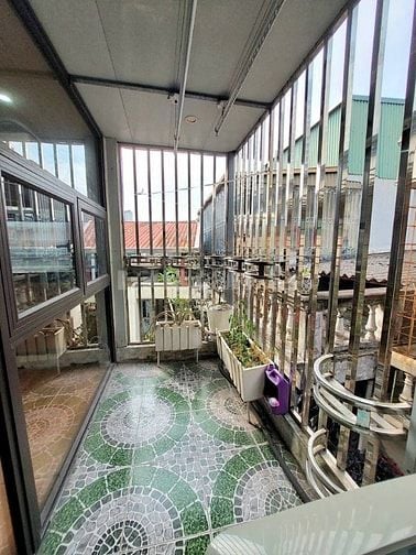 Bán Nhà-Lô Góc-Mặt Ngõ Thông-Phố Nguyễn Cao-DT 21/26m² x 5Tầng-Hơn 5Tỷ