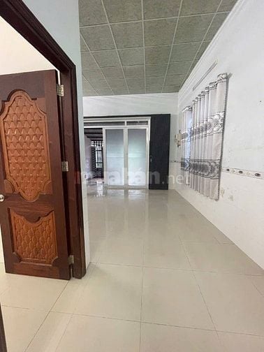 Bán gấp căn nhà cấp 4 ở Đ. Số 99 , Tân Phú Trung 100m2 SHR giá 800tr