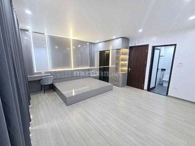 SIÊU HIẾM NHÀ MỚI PHỐ BỒ ĐỀ - 6TẦNG THANG MÁY - OTÔ CẠNH NHÀ - 9.2 TỶ