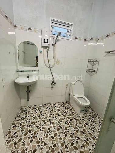 Bán gấp căn nhà cấp 4 ở Đ. Số 99 , Tân Phú Trung 100m2 SHR giá 800tr