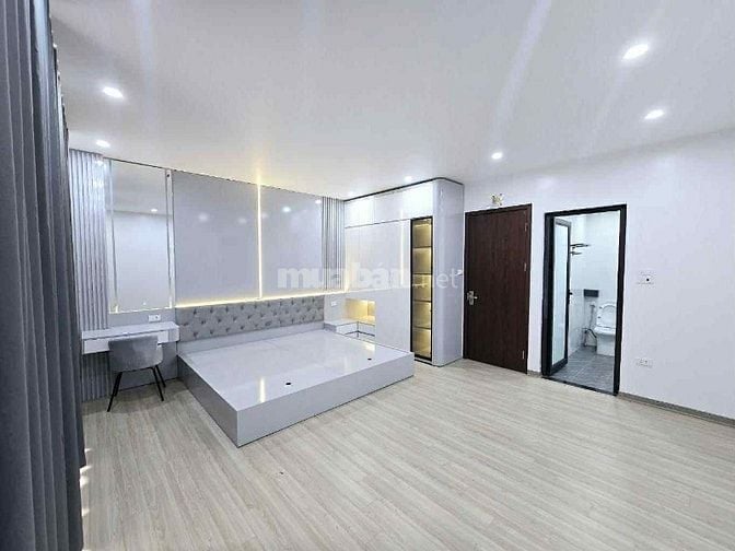 SIÊU HIẾM NHÀ MỚI PHỐ BỒ ĐỀ - 6TẦNG THANG MÁY - OTÔ CẠNH NHÀ - 9.2 TỶ