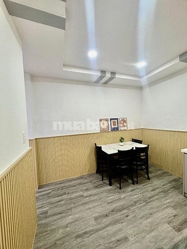 Bán nhà 3.44x10.1m vị trí đẹp 125//tám danh P4 Q8