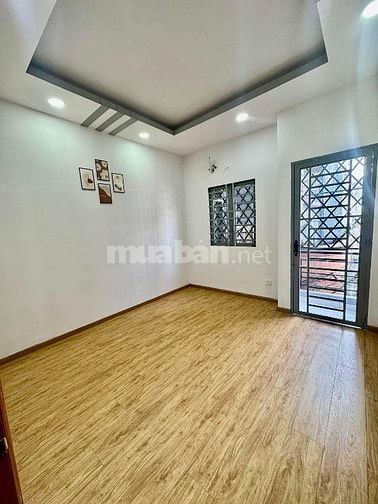 Bán nhà 3.44x10.1m vị trí đẹp 125//tám danh P4 Q8
