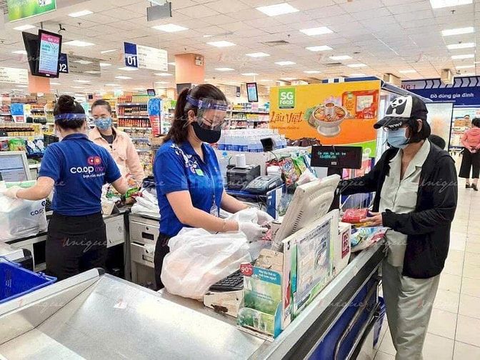 TUYỂN NV  BÁN HÀNG, GIAO HÀNG, TẠP VỤ   TẠI QUẬN 11