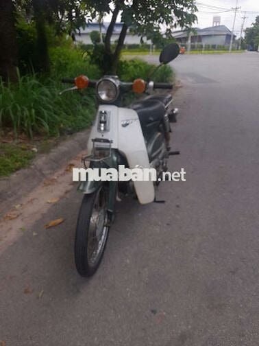 Cần bán xe cub 81 rin giấy đầy đủ ai cần a lo.