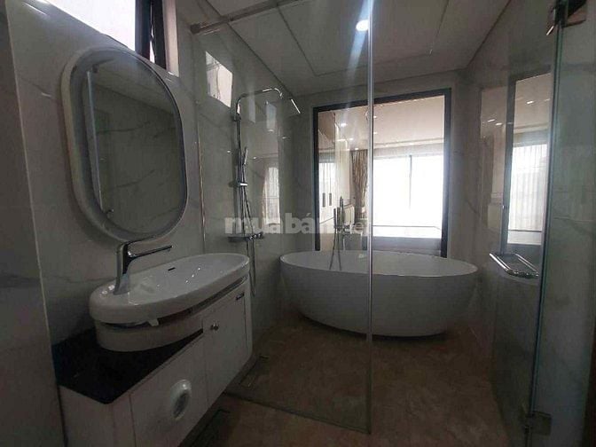 HIẾM! NHÀ MỚI PHỐ NGỌC LÂM - 7TẦNG THANG MÁY - OTO TRÁNH - KINH DOANH