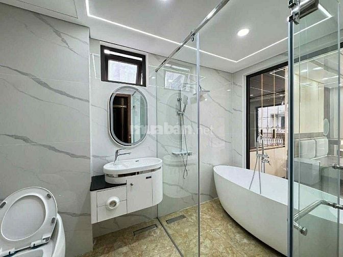 HIẾM! NHÀ MỚI PHỐ NGỌC LÂM - 7TẦNG THANG MÁY - OTO TRÁNH - KINH DOANH