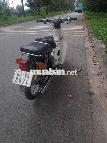 Cần bán xe cub 81 rin giấy đầy đủ ai cần a lo.