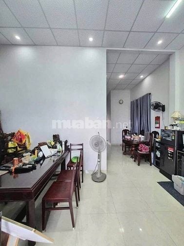 Bán gấp căn nhà cấp 4 ở Đ . Lê Thị Dệt , Củ Chi 100m2 SHR giá 789tr